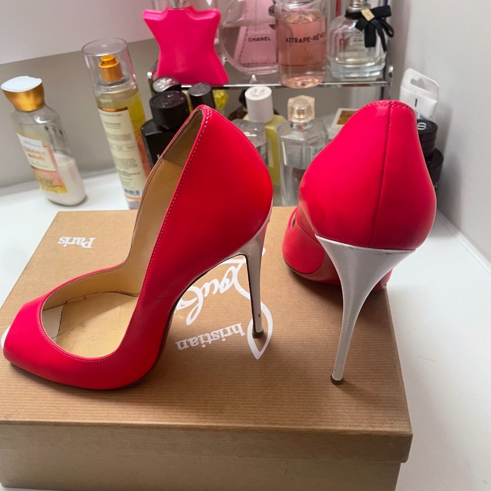 Christian Louboutin Pumps